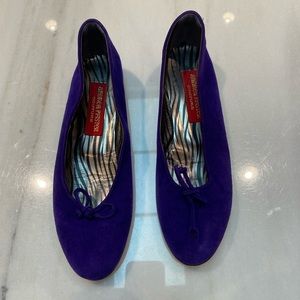 ✅ Vintage angela pfister purple blue leather suede couture flats